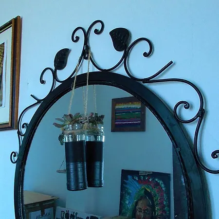 Camino Art Hostel, San Mateo Albergue *